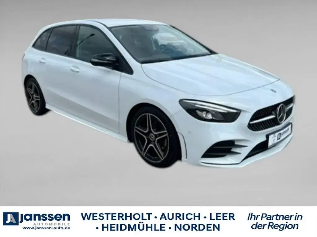 Gebraucht Mercedes 200 AMG line 150 PS (110 kW) 2020 Weiß Limousine