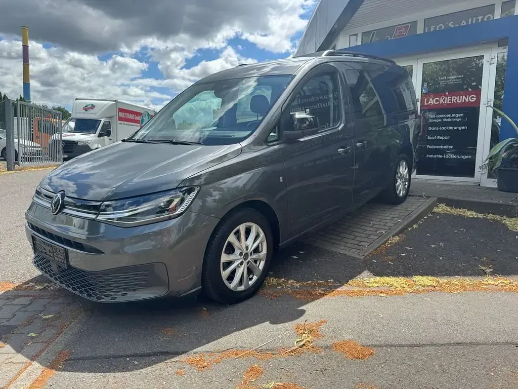 Gebraucht VW Caddy Life 102 PS (75 kW) 2022 Grau Van / Kleinbus