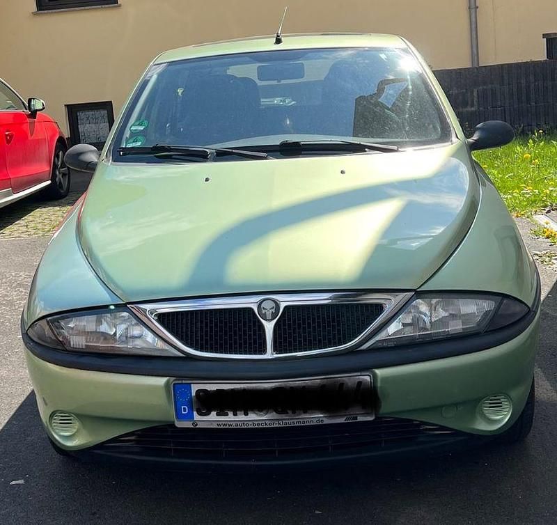 Second-hand Lancia Ypsilon 60 CP (44 kW) 1998 Verde Hatchback