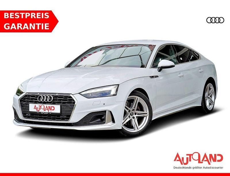Weiß Gebraucht 2021 Audi A5 Sportback Ambiente Limousine | 29.950 € (Guter Preis) - Bild 1/4