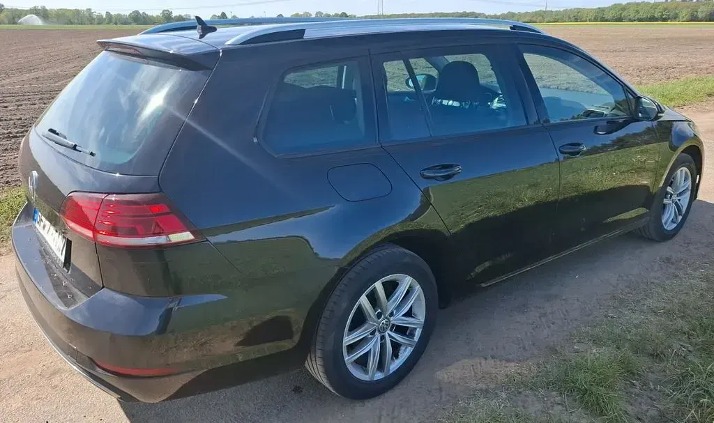 Gebraucht VW Golf VII Sound 116 PS (85 kW) 2017 Schwarz Kombi