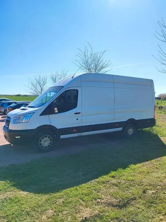Gebraucht Ford Transit 131 PS (96 kW) 2021 Weiß Van / Kleinbus