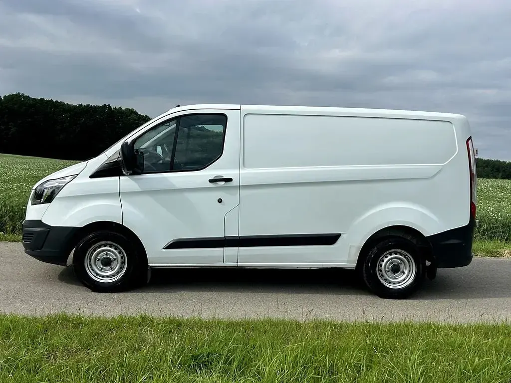 Gebraucht Ford Transit Custom 101 PS (74 kW) 2016 Weiß Van / Kleinbus