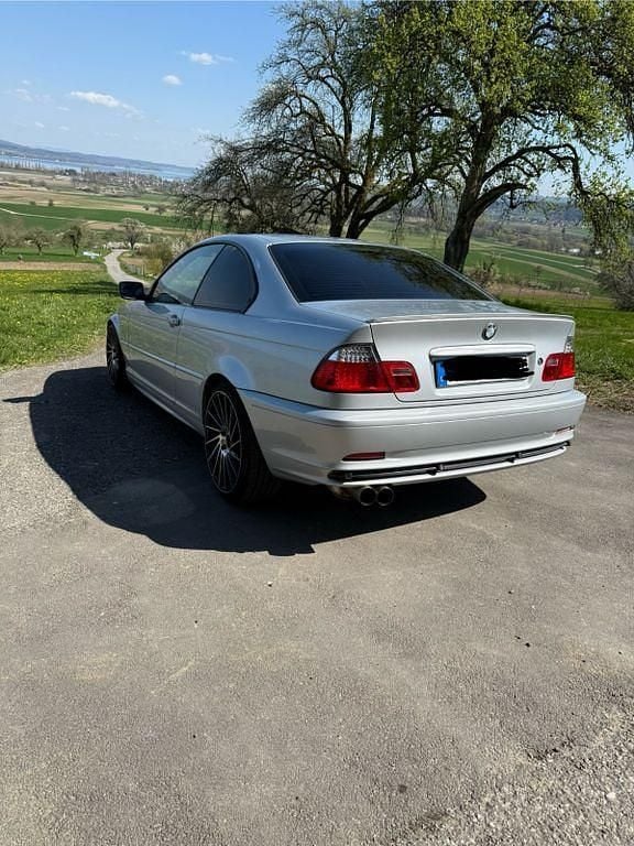 Gebraucht BMW 330 231 PS (169 kW) 2001 Schwarz Coupé