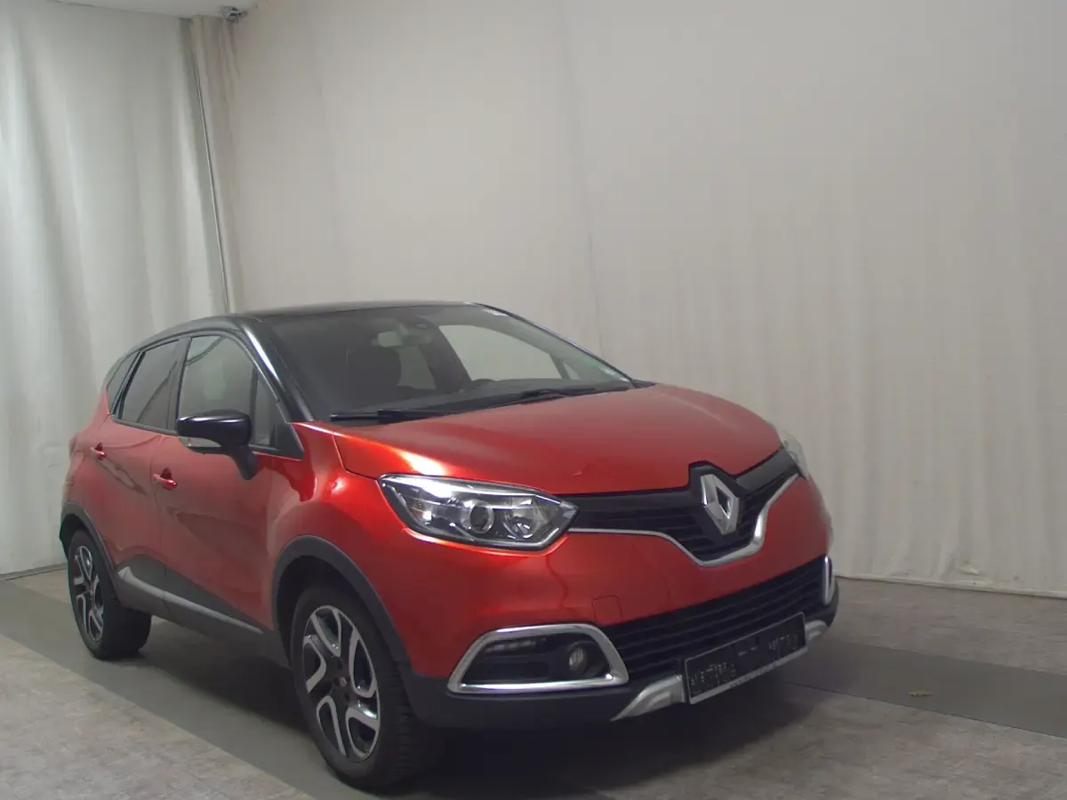 Usata Renault Captur 90 CV (66 kW) 2014 Rosso SUV