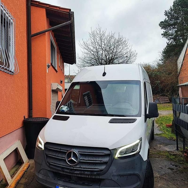Second-hand Mercedes Sprinter 143 CP (105 kW) 2018 Alb Van