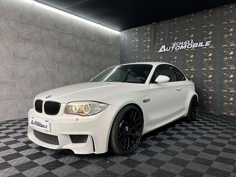Weiß Gebraucht 2012 BMW 1M Performance Coupé | 49.890 € (Guter Preis) - Bild 1/4