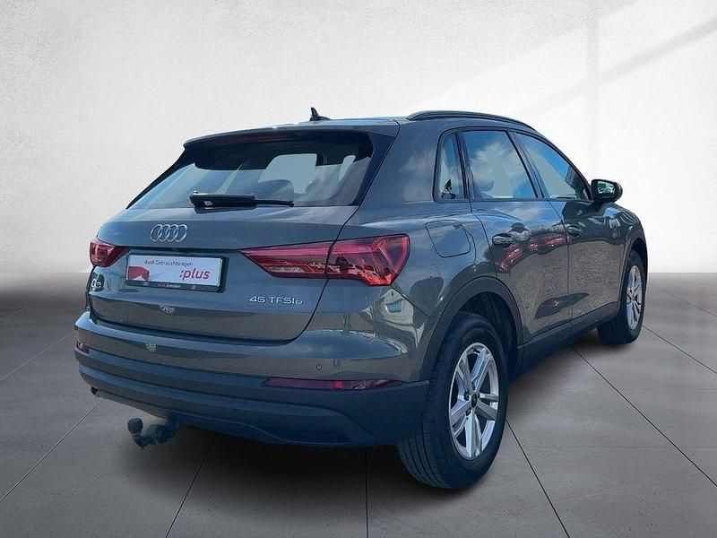 Gebraucht Audi Q3 Performance 245 PS (180 kW) 2022 Chronosgrau metallic SUV