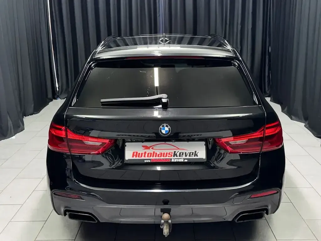 Gebraucht BMW M550 Performance 400 PS (294 kW) 2019 Schwarz Limousine