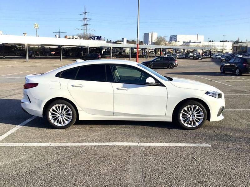 Gebraucht BMW 218 Advantage 136 PS (100 kW) 2021 Weiß Coupé