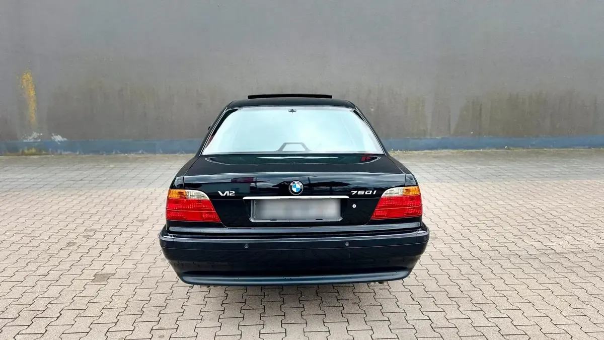 Gebraucht BMW 750 326 PS (239 kW) 1997 Schwarz Limousine