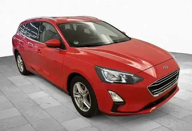 Gebraucht Ford Focus 125 PS (91 kW) 2022 Rot Limousine