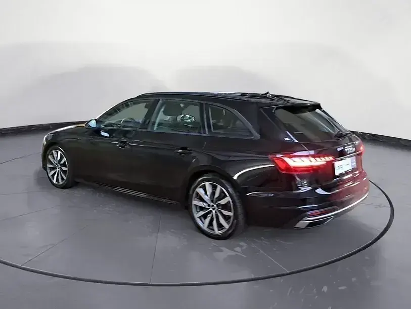 Używany Audi A4 Advanced Plus 163 KM (119 kW) 2022 Czarny Kombi