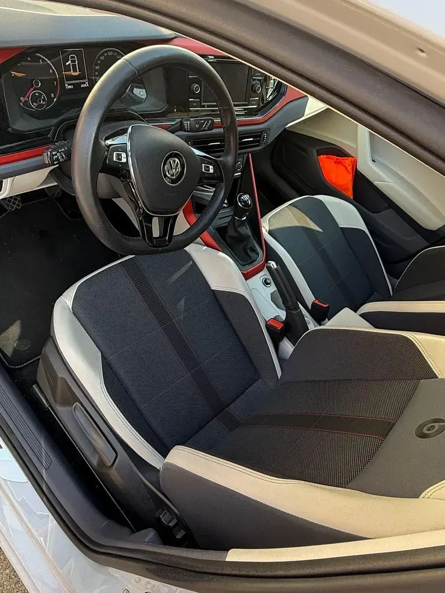 Gebraucht VW Polo Beats 75 PS (55 kW) 2018 Weiß Kleinwagen