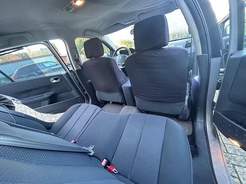 Gebraucht Renault Mégane II Privilege 135 PS (99 kW) 2004 Grau Limousine