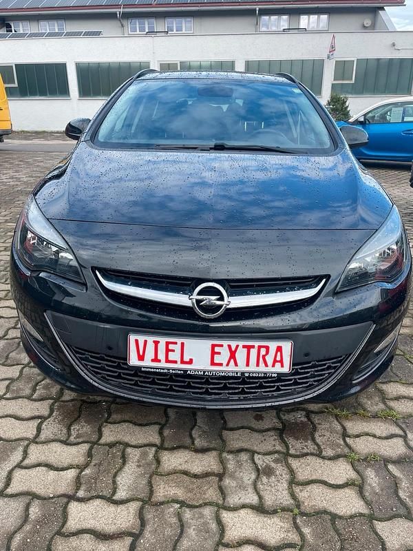 Gebraucht Opel Astra 120 PS (88 kW) 2015 Schwarz Kombi