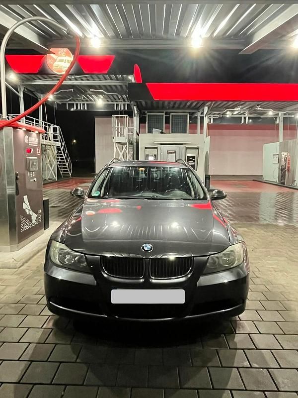 Gebraucht BMW 320 150 PS (110 kW) 2006 Kombi