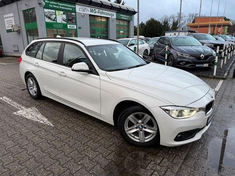 Gebraucht BMW 318 Advantage 150 PS (110 kW) 2018 Weiß Kombi