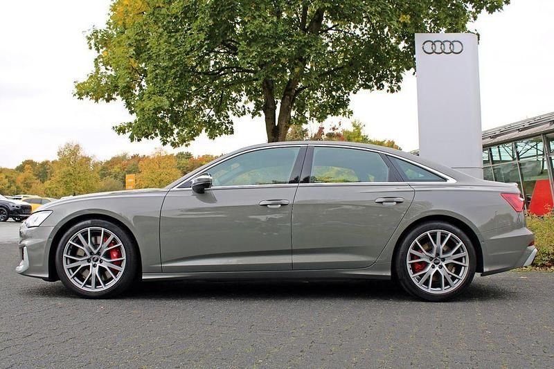 Używany Audi S6 Ambiente 344 KM (253 kW) 2024 Szary Sedan/Limuzyna