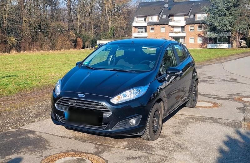 Gebraucht Ford Fiesta 100 PS (73 kW) 2015 Schwarz Kleinwagen