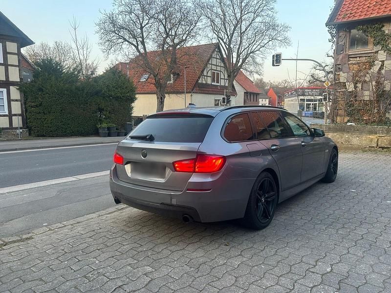 Gebraucht BMW 535 M Sport 313 PS (230 kW) 2012 Grau Kombi