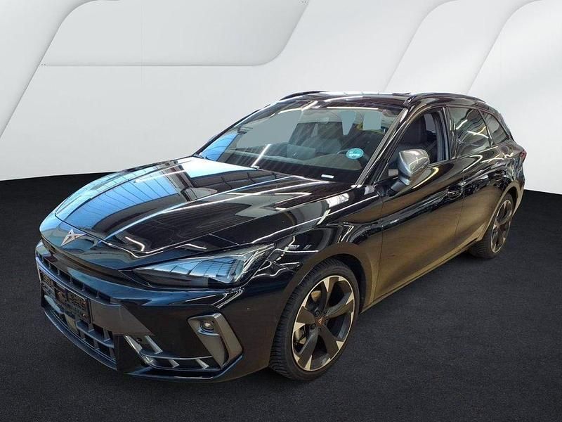 Gebraucht Cupra Leon 150 PS (110 kW) 2025 Mitternachtsschwarz Kombi