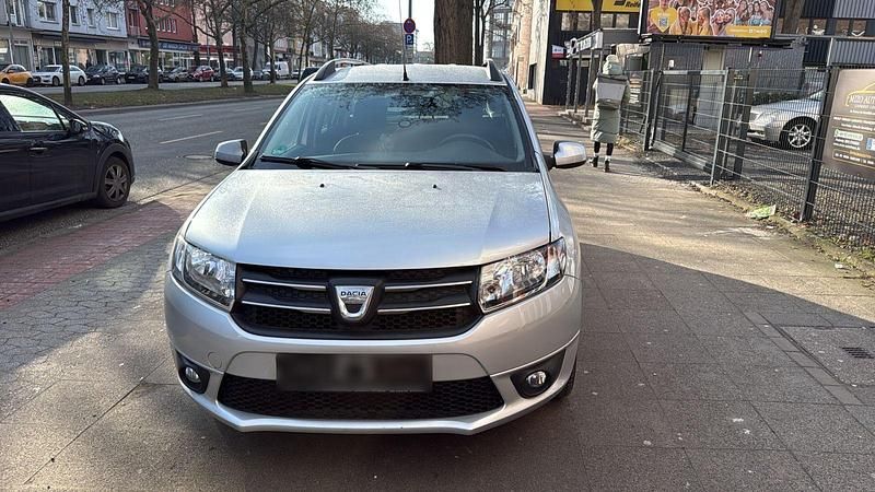 Gebraucht Dacia Logan MCV 90 PS (66 kW) 2014 Silber Kombi