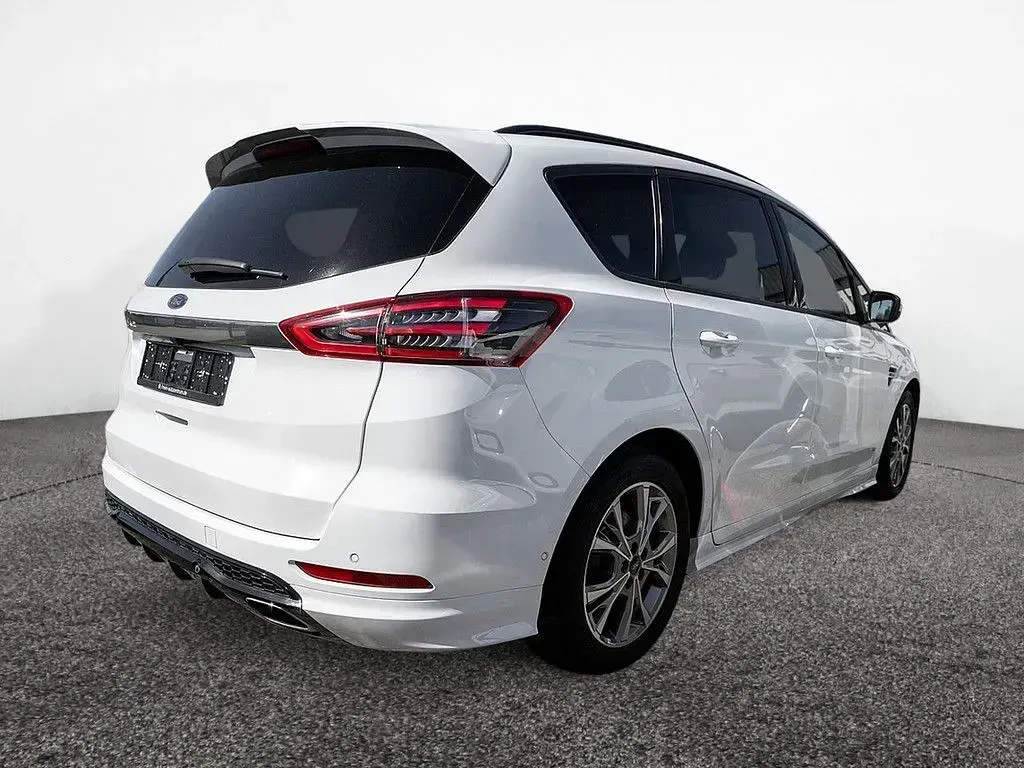Używany Ford S-MAX ST-Line 190 KM (139 kW) 2018 Biały Minivan