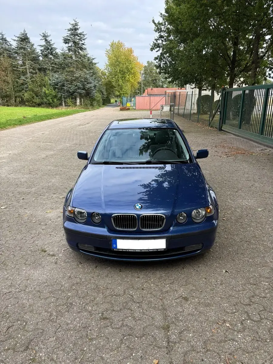 Gebraucht BMW 316 120 PS (88 kW) 2002 Blau Coupé