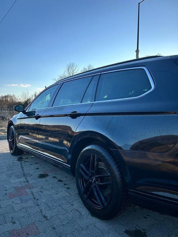 Gebraucht VW Passat Comfortline 150 PS (110 kW) 2019 Schwarz Limousine