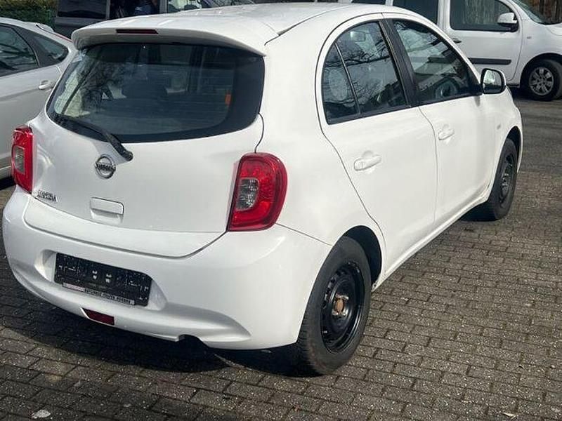 Gebraucht Nissan Micra Acenta 80 PS (58 kW) 2016 Weiß Kleinwagen