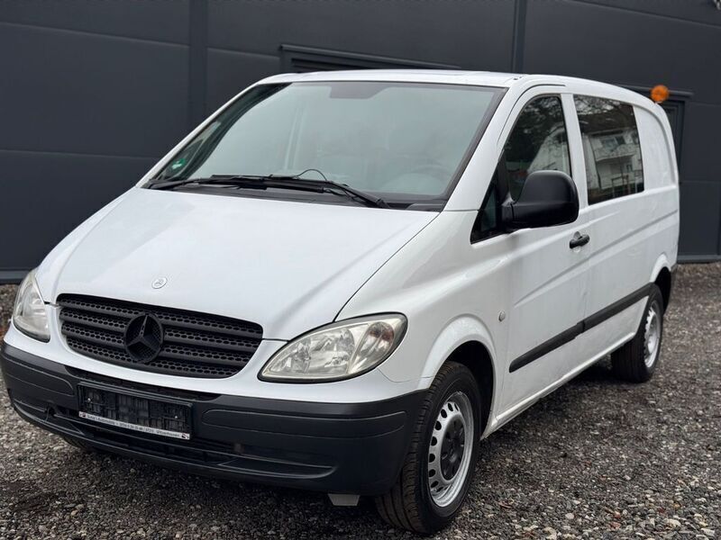 Weiß Gebraucht 2006 Mercedes Vito Van / Kleinbus | 2.999 € (Superpreis) - Bild 1/4