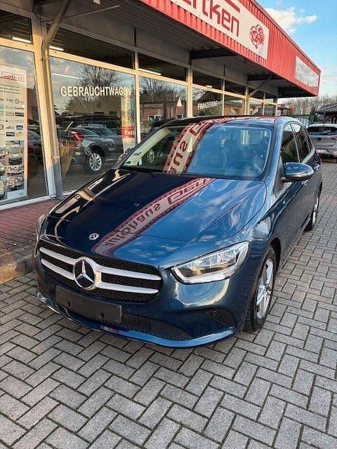 Gebraucht Mercedes B160 109 PS (80 kW) 2021 Blau Van / Kleinbus