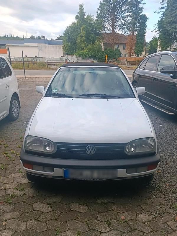 Weiß Gebraucht 1998 VW Golf Cabriolet Cabrio | 1.700 € - Bild 1/4
