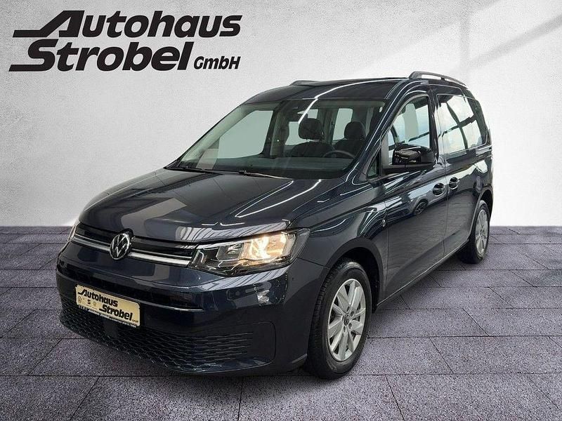 Gebraucht VW Caddy Life 102 PS (75 kW) 2023 Starlight blue metallic Van / Kleinbus