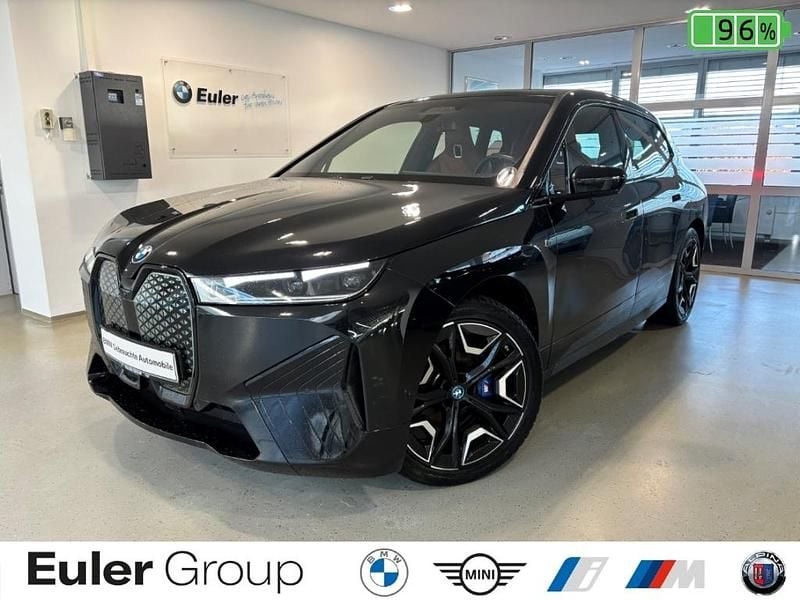 Schwarz Gebraucht 2024 BMW iX Sport Line SUV | 66.677 € (Superpreis) - Bild 1/3