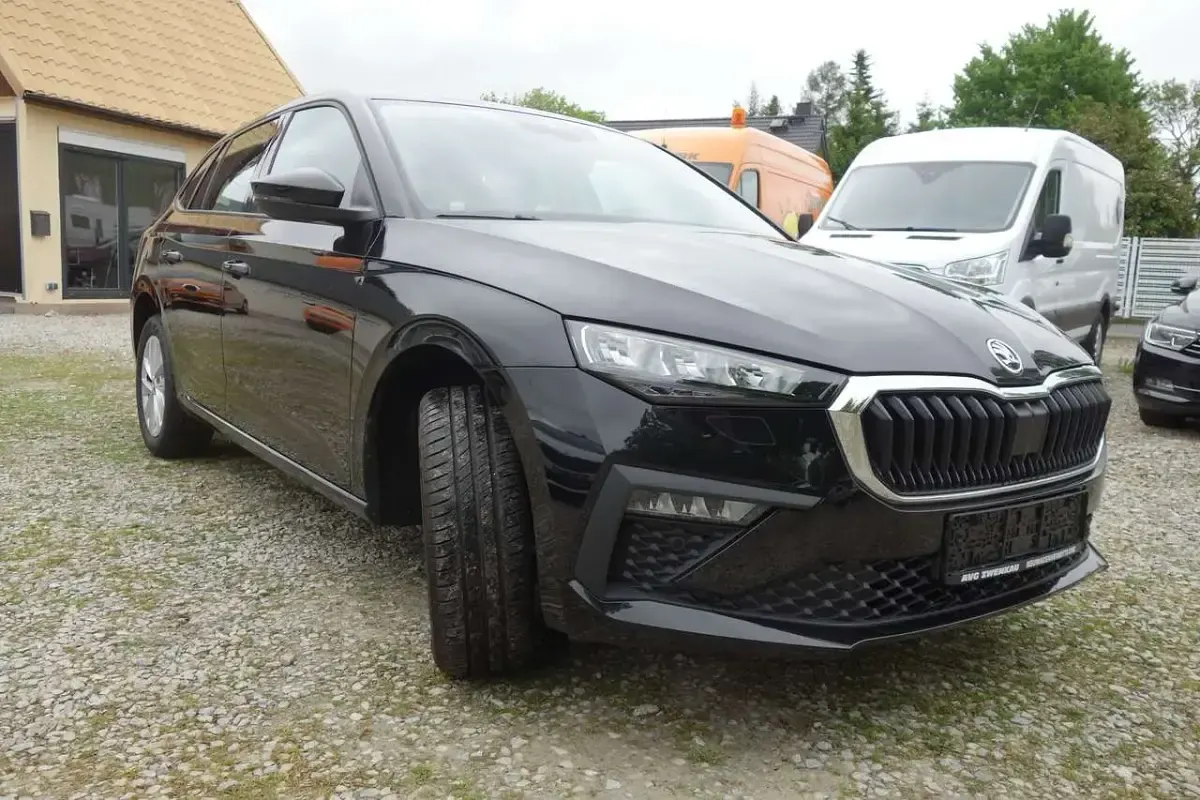Usata Skoda Scala Selection 116 CV (85 kW) 2023 Nero Utilitaria