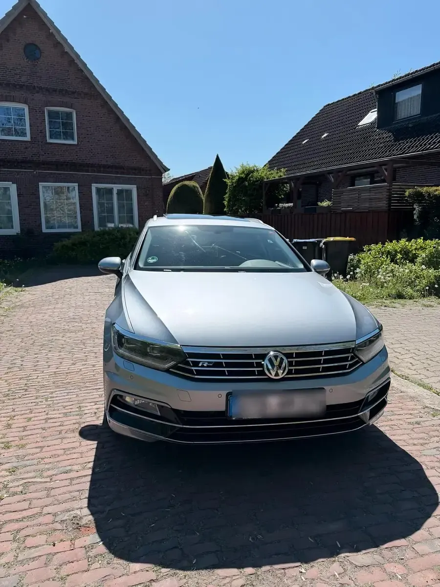 Gebraucht VW Passat R-line 120 PS (88 kW) 2017 Grau Kombi