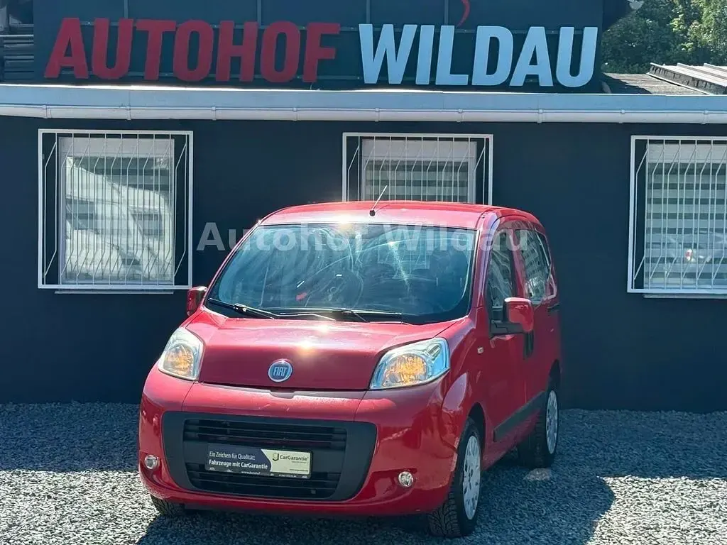 Gebraucht Fiat Qubo Dynamic 73 PS (53 kW) 2009 Rot Van / Kleinbus