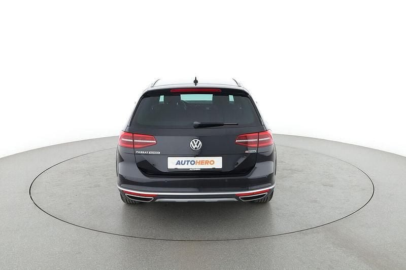 Gebraucht VW Passat Alltrack 190 PS (139 kW) 2018 Schwarz Kombi