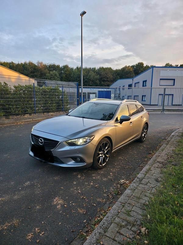 Silber Gebraucht 2014 Mazda 6 Kombi | 6.600 € (Guter Preis) - Bild 1/4