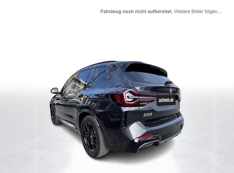 Gebraucht BMW iX3 Impressive 210 kW (286 PS) 2023 Sophistograu brillanteffekt metalli SUV