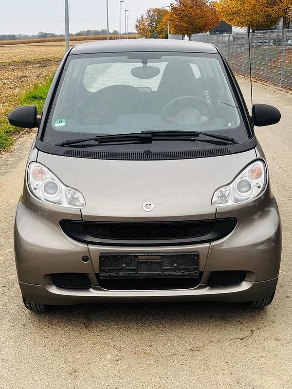 Andere farben Gebraucht 2011 Smart ForTwo Coupé Coupé | 2.990 € (Fairer Preis) - Bild 1/4