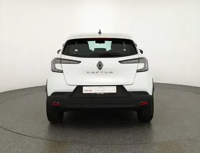 Nowe Renault Captur 91 KM (66 kW) 2025 Biały SUV