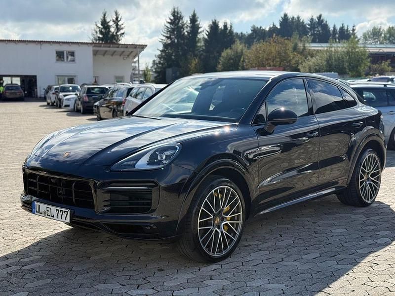 Schwarz Gebraucht 2021 Porsche Cayenne Sport SUV | 57.900 € (Teuer) - Bild 1/4
