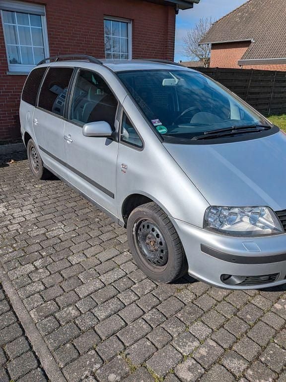 Gebraucht Seat Alhambra Reference 140 PS (102 kW) 2006 Silber Van / Kleinbus
