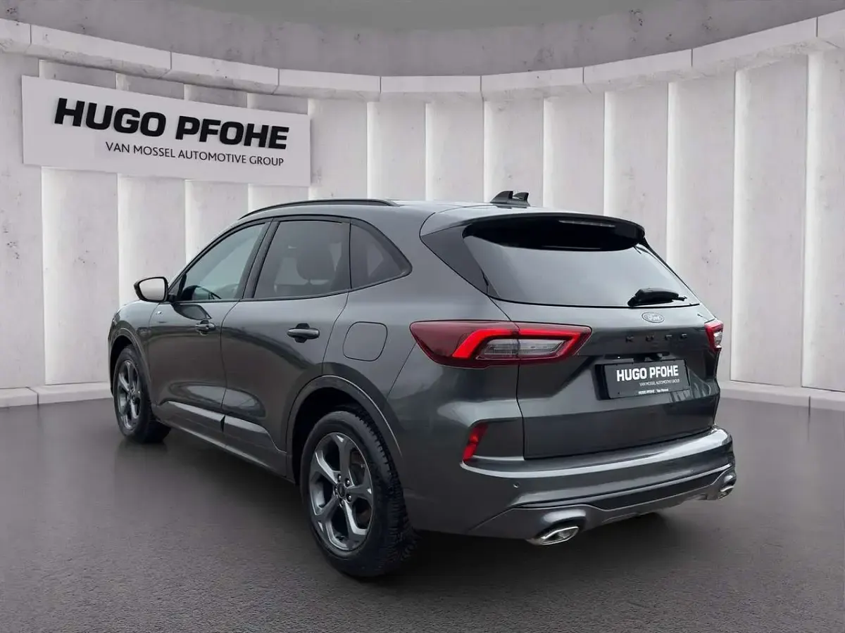 Gebraucht Ford Kuga ST-Line 186 PS (136 kW) 2025 Grau SUV