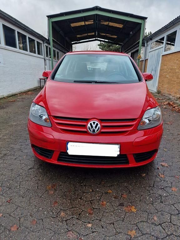 Rot Gebraucht 2005 VW Golf Plus Cross Comfortline Van / Kleinbus | 3.800 € (Guter Preis) - Bild 1/4