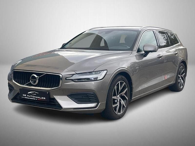 Grau Gebraucht 2020 Volvo V60 Momentum Kombi | 27.999 € (Superpreis) - Bild 1/4