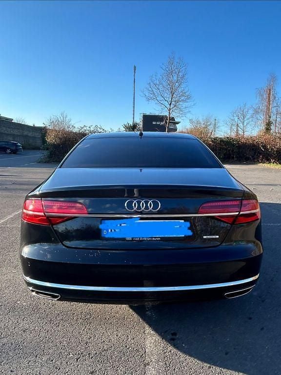 Gebraucht Audi A8 Ambiente 258 PS (189 kW) 2015 Schwarz Limousine